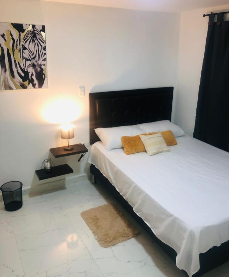 Habitacion Privada Hostel 790 메딜린 외부 사진