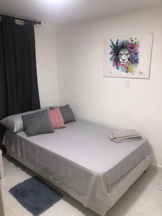 Habitacion Privada Hostel 790 메딜린 외부 사진